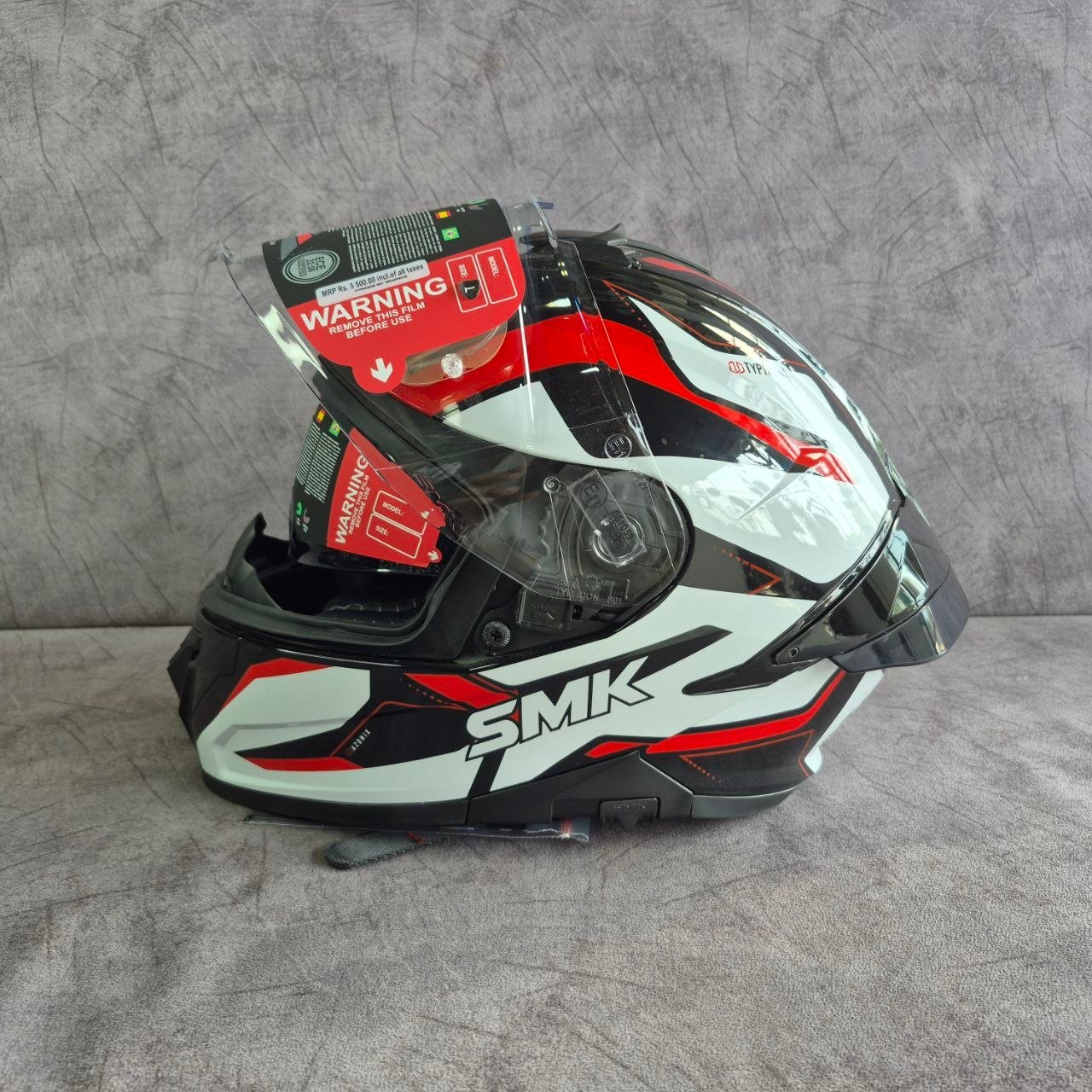 SMK TYPHOON BLACK RED WHITE
