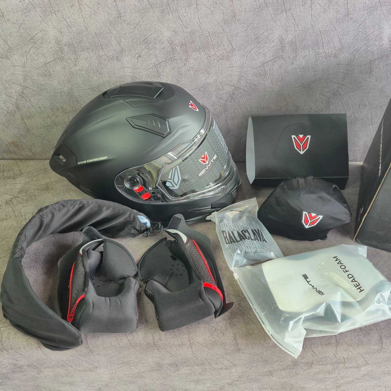 IGNYTE IGN 16 Matt Black
