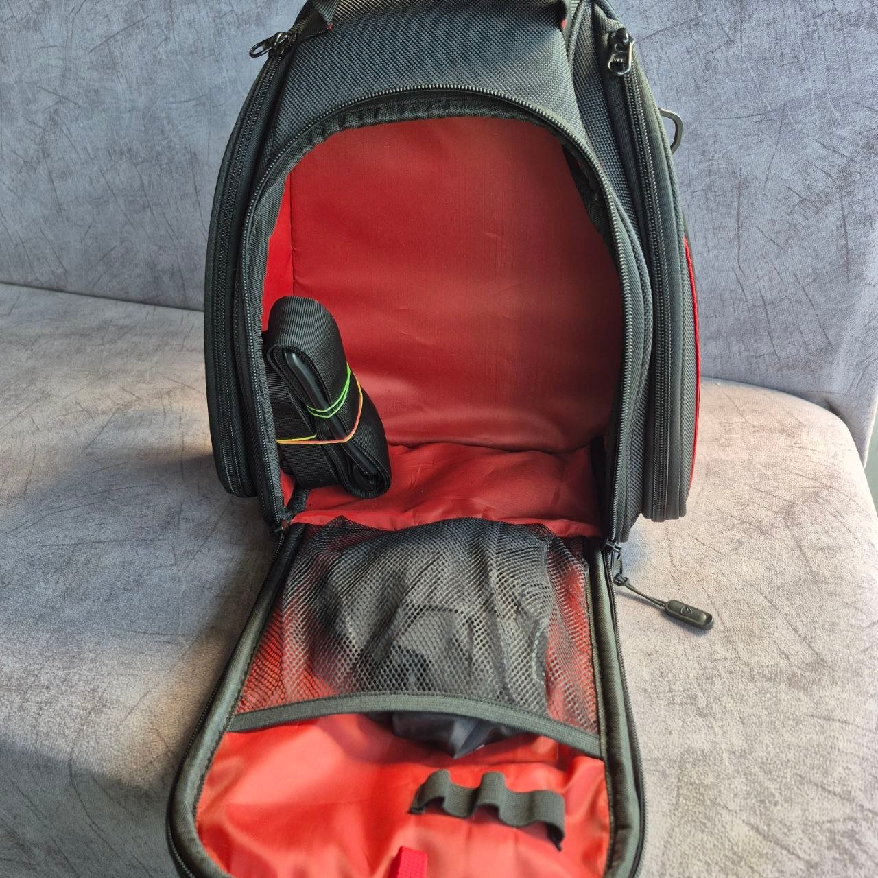 BISOM OCTAPOD MINI TANK BAG 10 L Magnatic